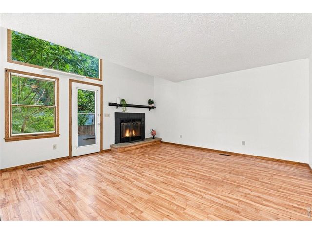 228 E 42nd St, Loveland, CO 80538