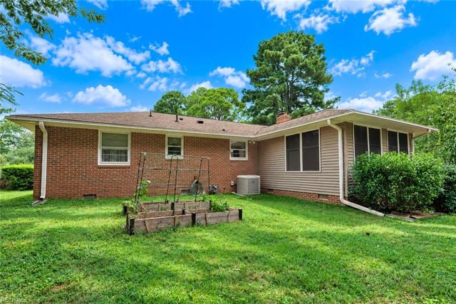 136 Princess Margaret DR, Newport News, VA 23602