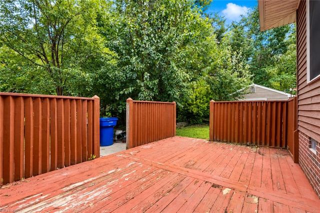 136 Princess Margaret DR, Newport News, VA 23602