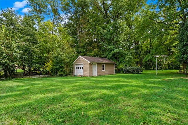 136 Princess Margaret DR, Newport News, VA 23602