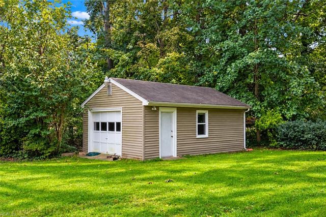 136 Princess Margaret DR, Newport News, VA 23602