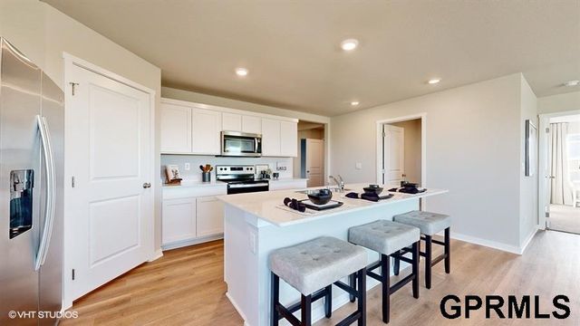 11902 S 107th Street, Papillion, NE 68046