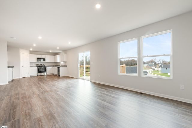 483 Sundown Drive, Spartanburg, SC 29302