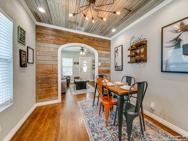 1402 WYOMING ST, San Antonio, TX 78203