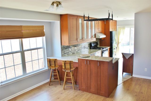 1924 Lindsay Lane, Ann Arbor, MI 48104