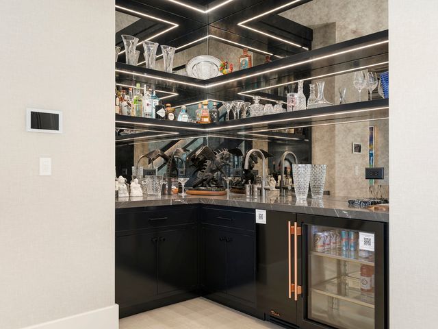 10 Illinois Street 5A, St. Charles, IL 60174