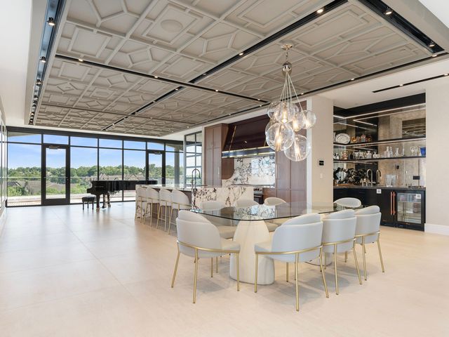 10 Illinois Street 5A, St. Charles, IL 60174