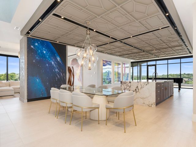 10 Illinois Street 5A, St. Charles, IL 60174