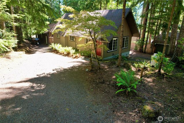 111 N Mount Church Drive, Hoodsport, WA 98548