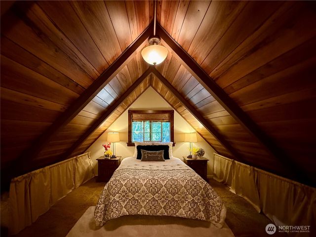 111 N Mount Church Drive, Hoodsport, WA 98548