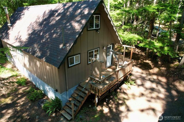 111 N Mount Church Drive, Hoodsport, WA 98548