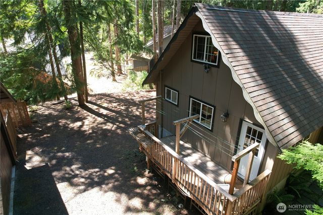 111 N Mount Church Drive, Hoodsport, WA 98548
