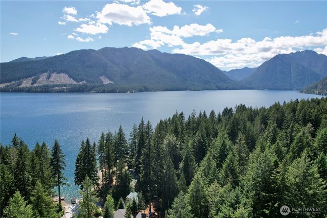 111 N Mount Church Drive, Hoodsport, WA 98548