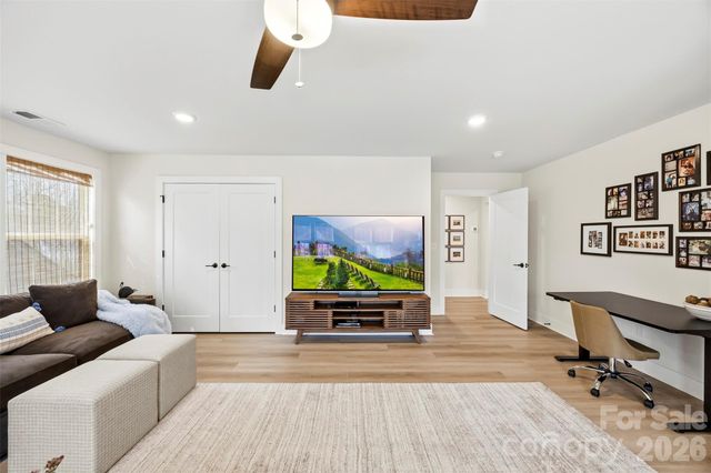 2723 Ritz Lane, Matthews, NC 28105