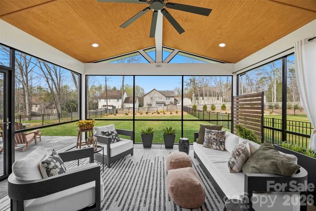 2723 Ritz Lane, Matthews, NC 28105