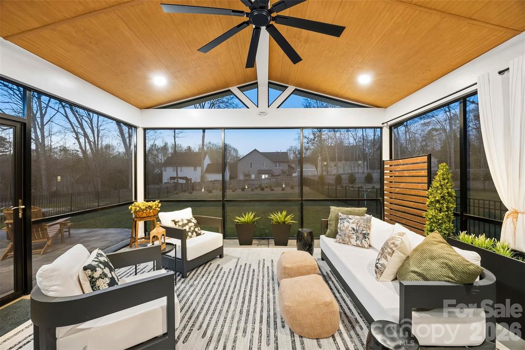 2723 Ritz Lane, Matthews, NC 28105