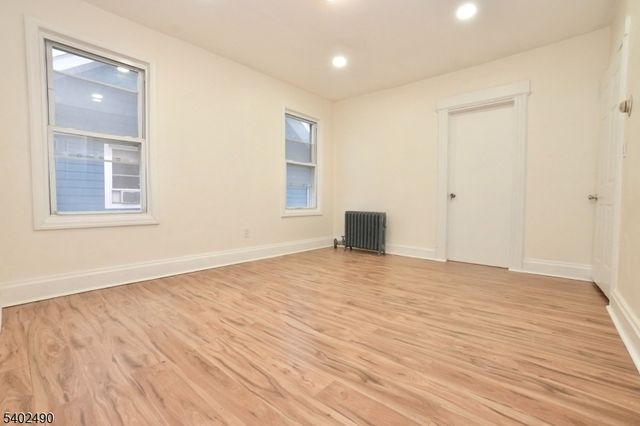 81 Berkeley Ave, Bloomfield Twp., NJ 07003