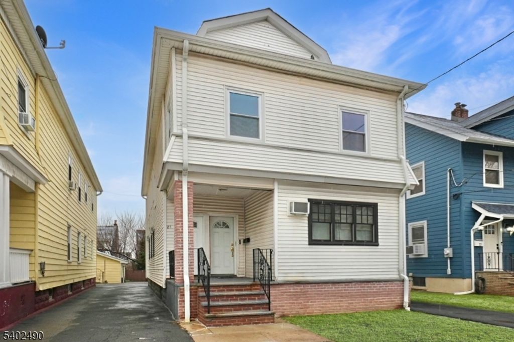 81 Berkeley Ave, Bloomfield Twp., NJ 07003