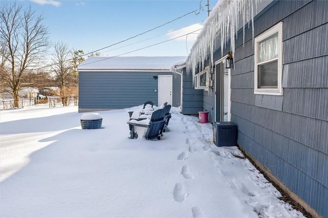 48 Rouge Road, Henrietta, NY 14623