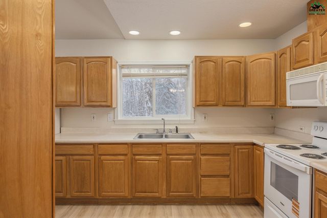 1783 BRADWAY ROAD, North Pole, AK 99705