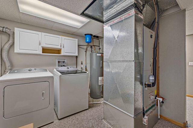 3005 SUNNY HILL CIR, Rapid City, SD 57702