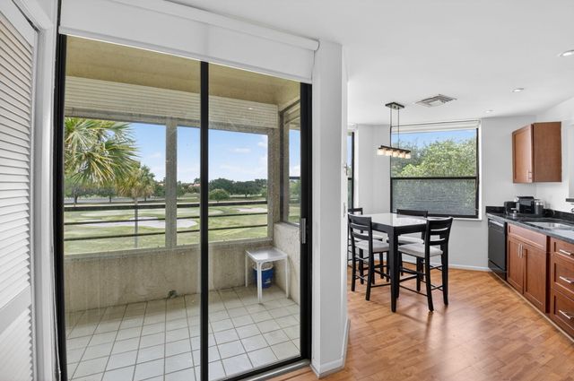 7460 La Paz Boulevard 306, Boca Raton, FL 33433