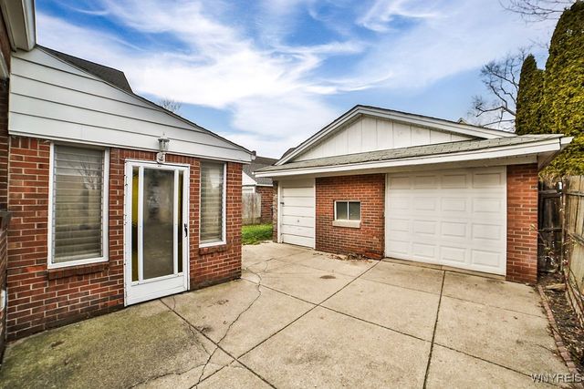 32 Lorraine Avenue, Buffalo, NY 14220