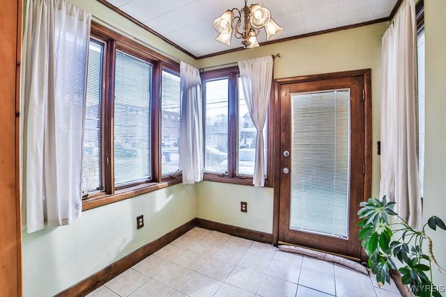 32 Lorraine Avenue, Buffalo, NY 14220