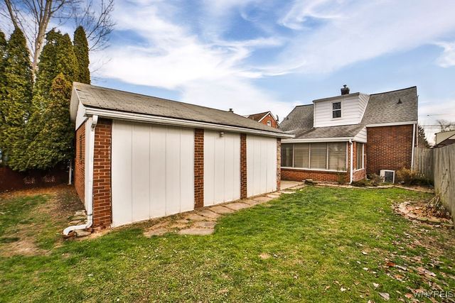 32 Lorraine Avenue, Buffalo, NY 14220