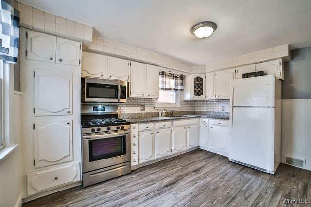 32 Lorraine Avenue, Buffalo, NY 14220