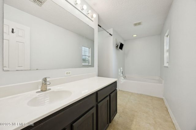 87233 KIPLING Drive, Yulee, FL 32097