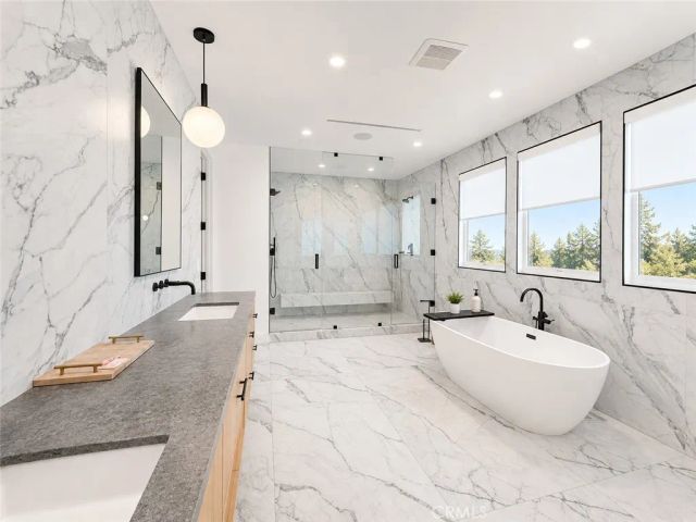 5100 Libbit, Encino, CA 91436