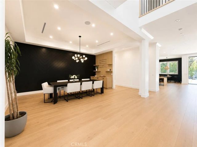 5100 Libbit, Encino, CA 91436