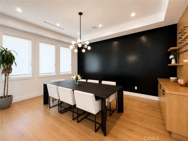 5100 Libbit, Encino, CA 91436