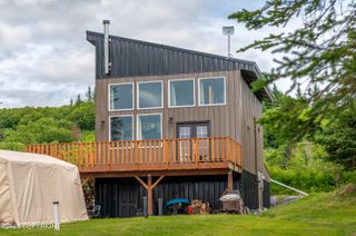 36339 Maria Road, Homer, AK 99603
