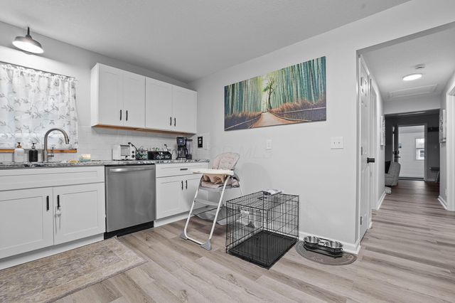 10983 Hebron Road, Buckeye Lake, OH 43008