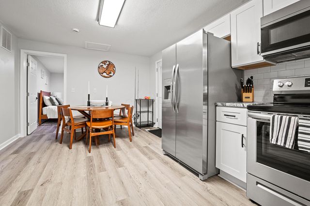 10983 Hebron Road, Buckeye Lake, OH 43008