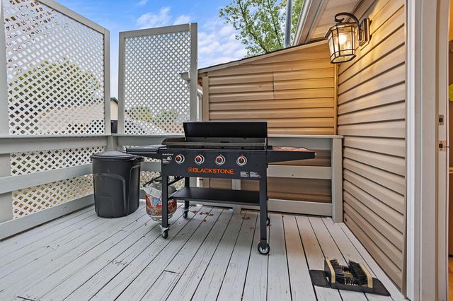 10983 Hebron Road, Buckeye Lake, OH 43008