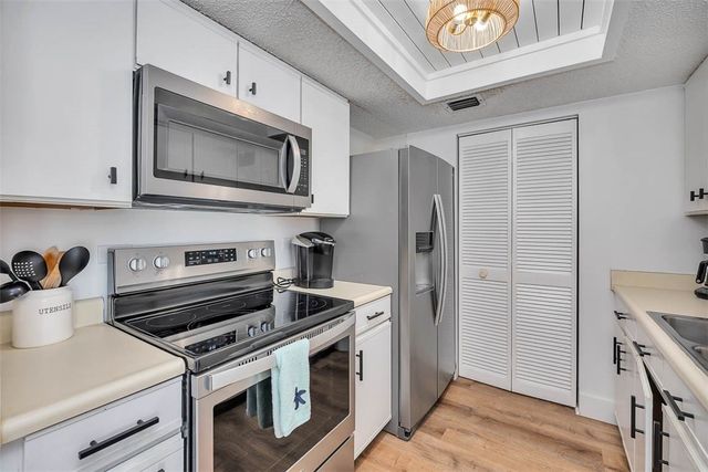 1440 Ocean Blvd 437, St Simons Island, GA 31522