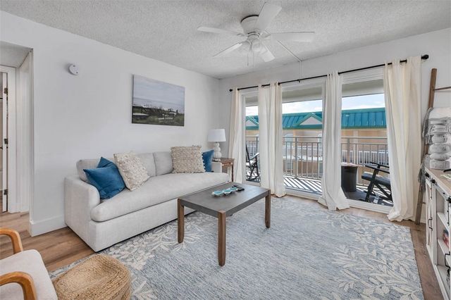 1440 Ocean Blvd 437, St Simons Island, GA 31522