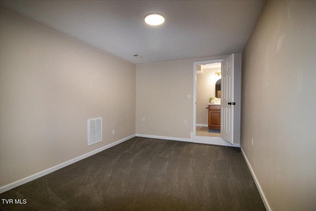 575 Boring Chapel Road Apt 5, Johnson City, TN 37615