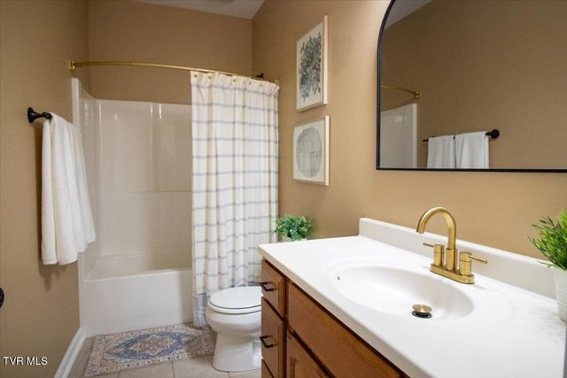 575 Boring Chapel Road Apt 5, Johnson City, TN 37615