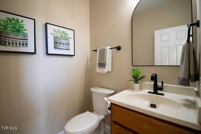 575 Boring Chapel Road Apt 5, Johnson City, TN 37615