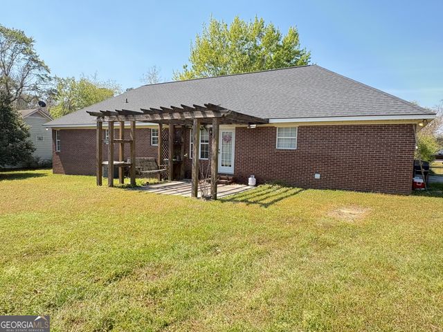 2 Doeberly Court, Statesboro, GA 30461