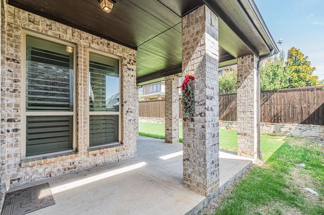 2517 Saffire Way, Lewisville, TX 75056