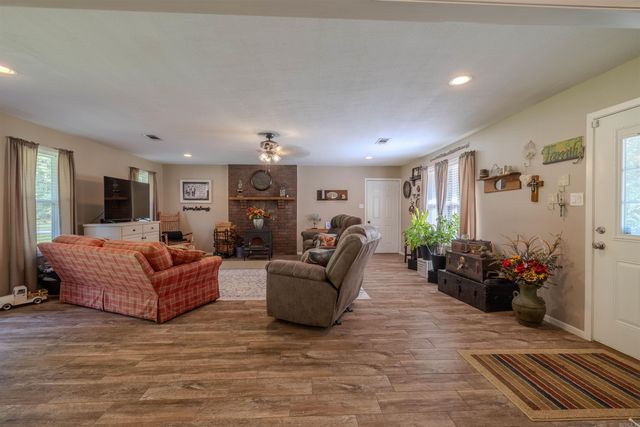 5417 Dyer Street, Malvern, AR 72104