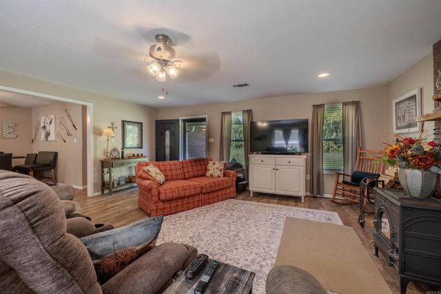 5417 Dyer Street, Malvern, AR 72104