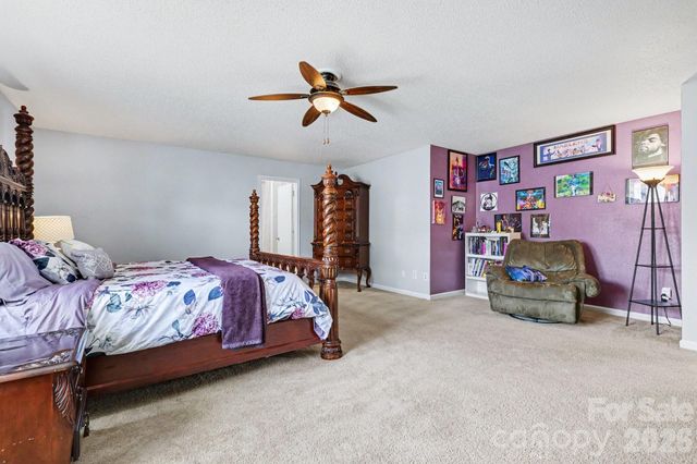 5654 Hammermill Drive, Harrisburg, NC 28075