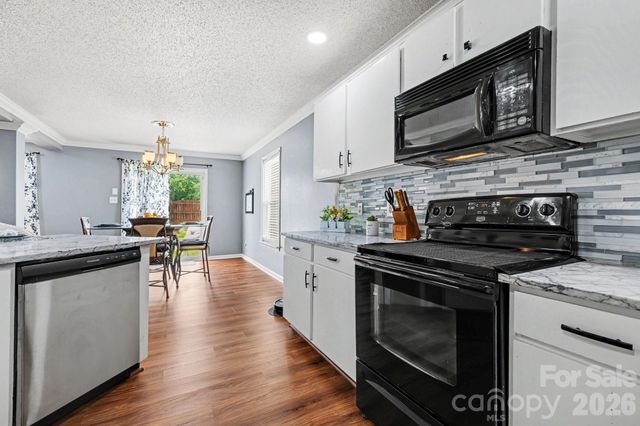 5654 Hammermill Drive, Harrisburg, NC 28075