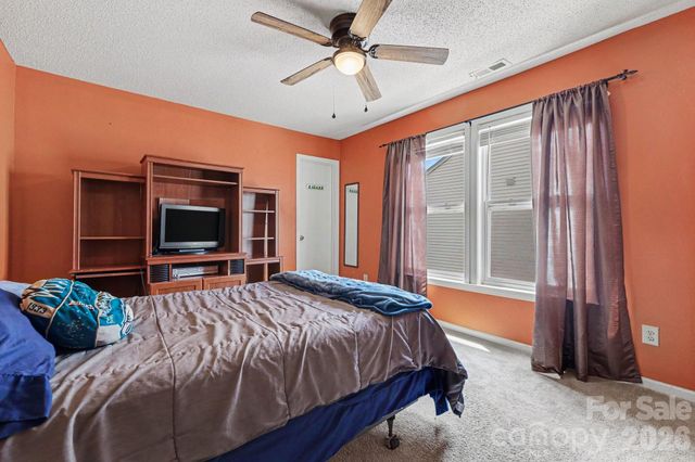 5654 Hammermill Drive, Harrisburg, NC 28075